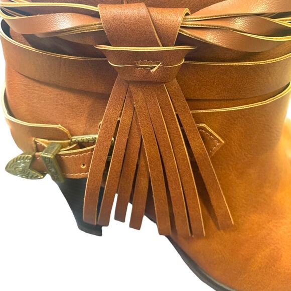 Miranda by Miranda Lambert Cambridge Ankle Boots Western Heeled Brown Size 8 M - Picture 7 of 10